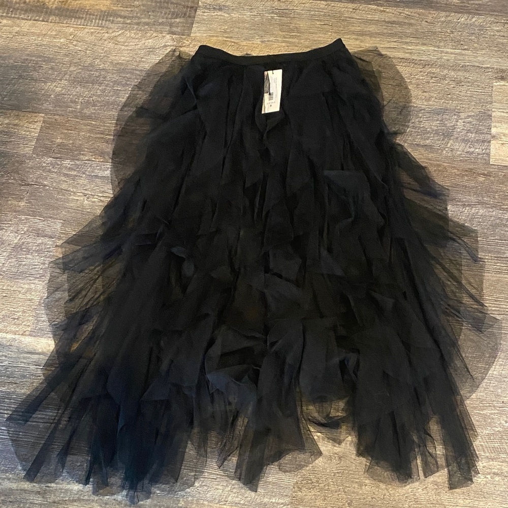 Chic Black Layered Maxi Skirt
